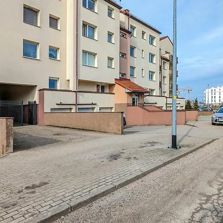 Apartment Spacious Family With 3 Bedrooms In By Renters Gdansk